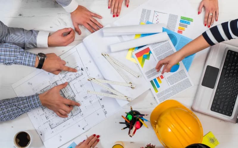 Project team tracking scope, schedule and cost over plans